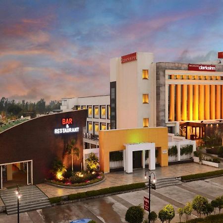 M B Greens Clarks Inn Moradabad Exterior foto